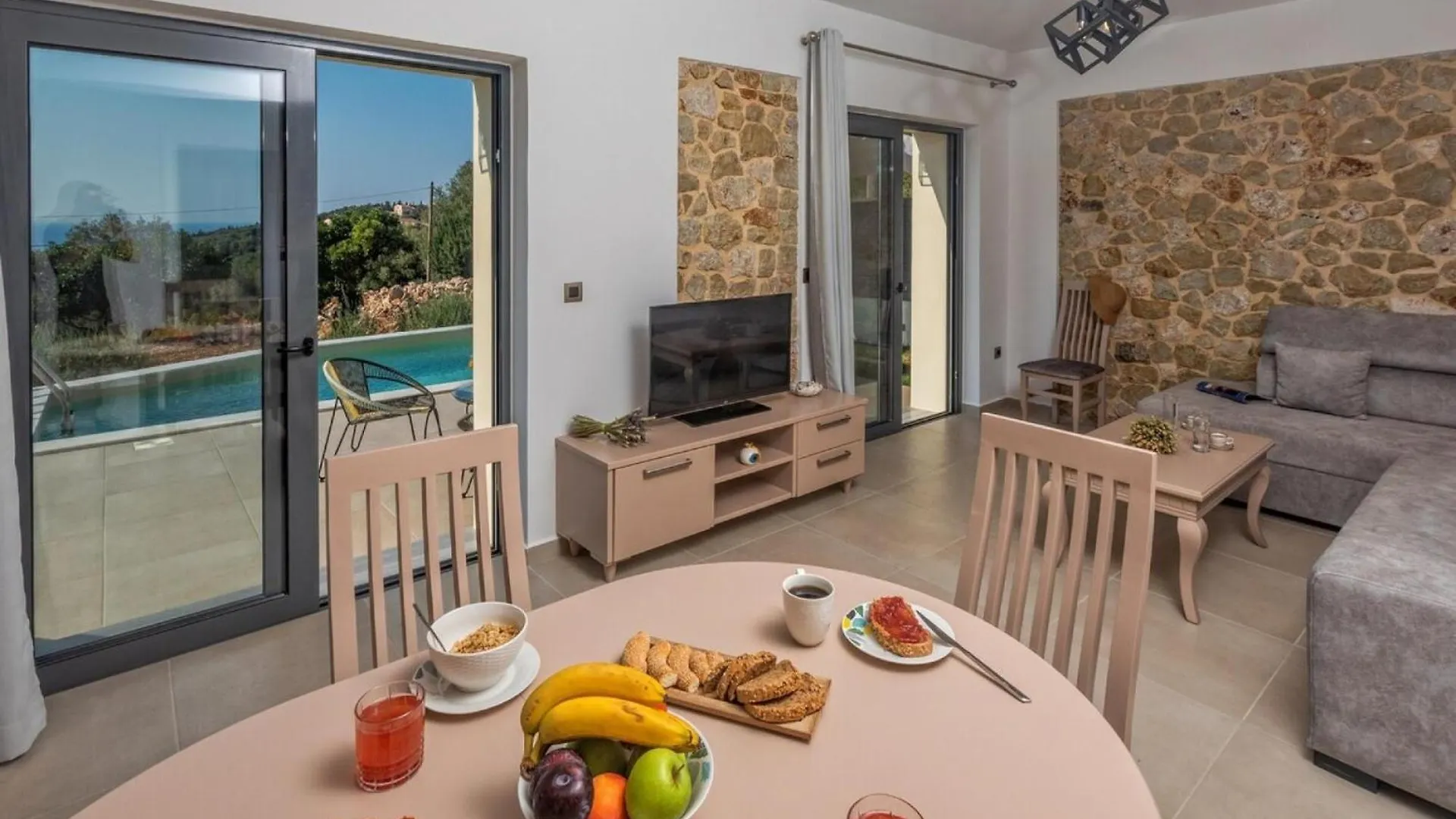 Majestic Stone Villa, Sea View Pool Antipata  Grecja